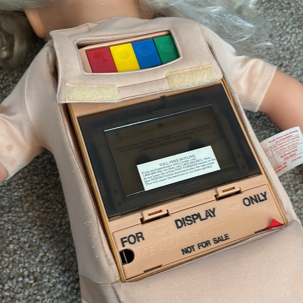 Vintage 80’s Cricket Talking Doll with tape by Playmates Toys store display - Picture 6 of 7